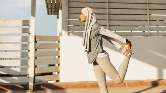 امرأة عربية رياضية