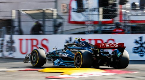 F1 racing car