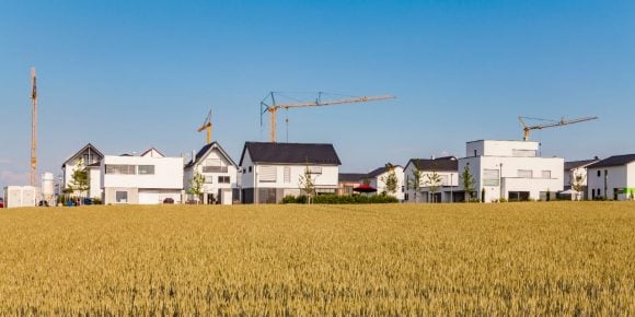 Building zones and available plots in the countryside