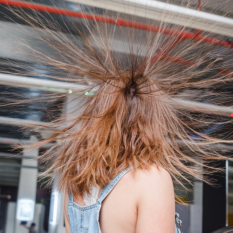 A device that makes your hair stand on end