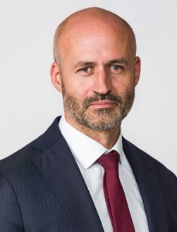Portrait of Arnaud Pascaud, Responsable régions, Global Wealth Management