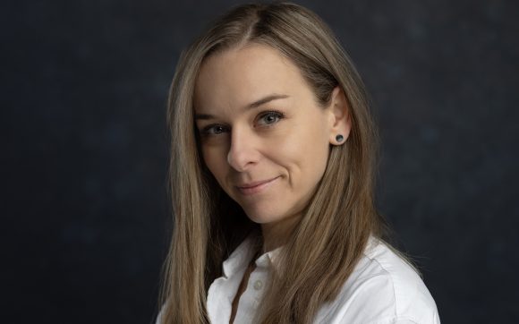 Ola shares how curiosity, teamwork and initiative helped her grow her career at UBS Poland.