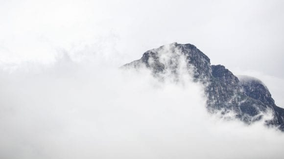 Cloud covered mountain scenery