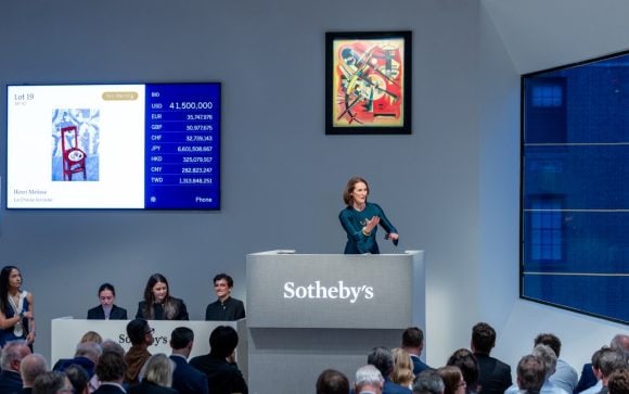 Helena Newman auctioneering Modern Evening