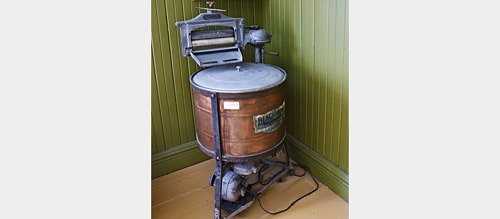 Old washing machine, 1924