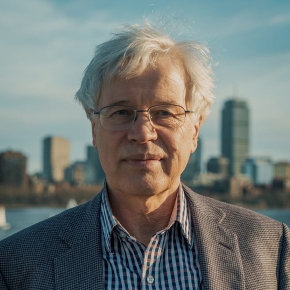 Bengt R. Holmström
