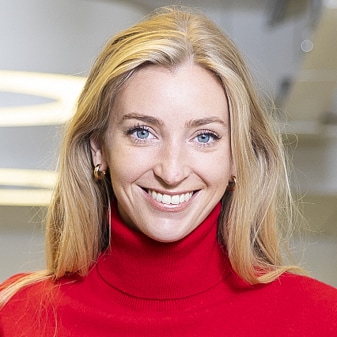 Portrait of Anouk Moll