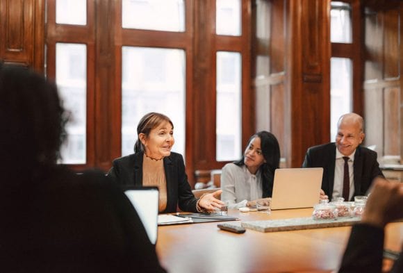 Colegas em uma reunião