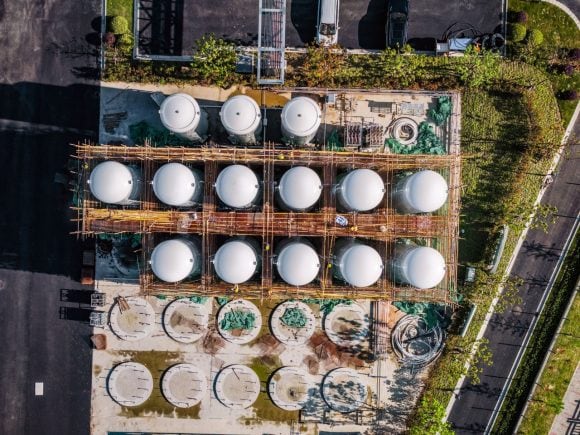 Canteiro de obras de tanques de hidrogênio