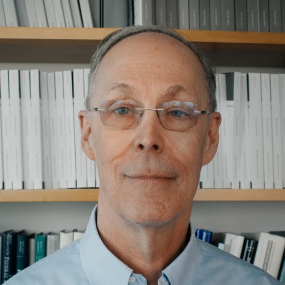 Photo of Douglas Diamond