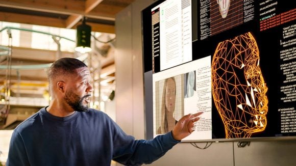 Man presenting on AI