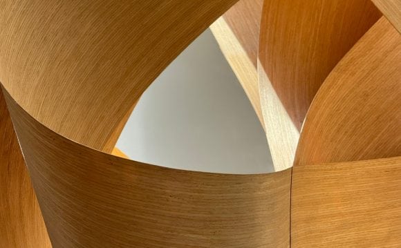 Abstract design teaser of UBS Family Office Quarterly